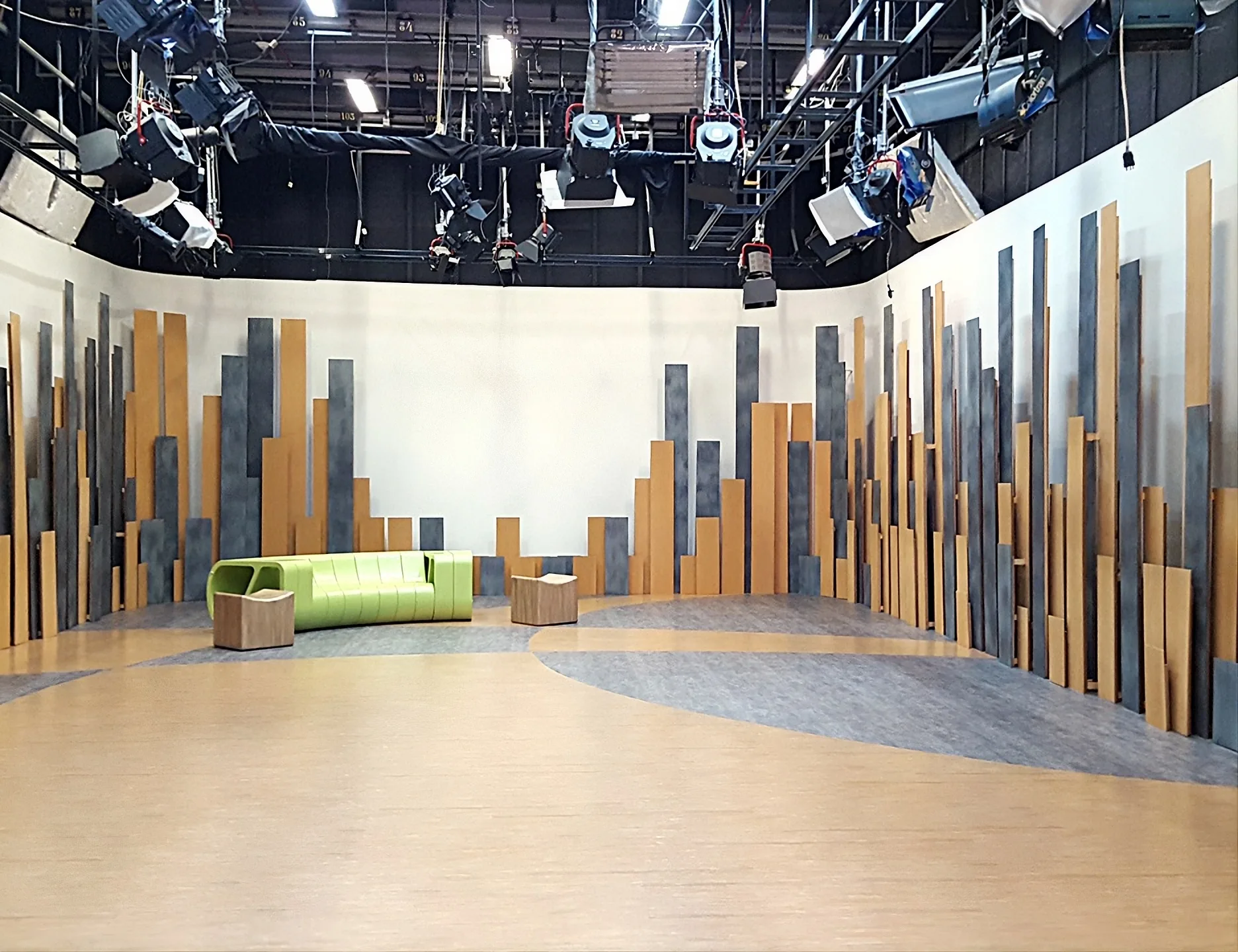 TV Cultura, projeto corporativo com pisos vinílicos pela GF Premium